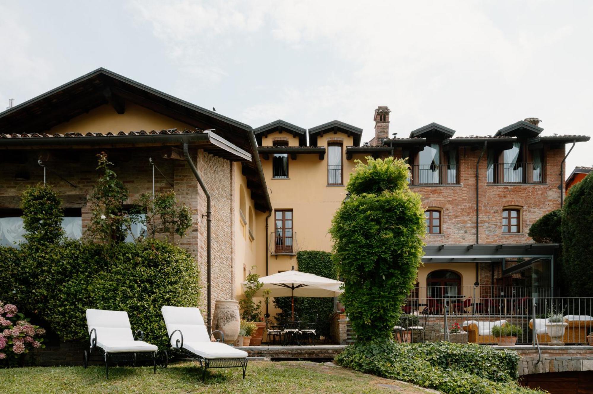 Hotel Casa Pavesi Grinzane Cavour Zewnętrze zdjęcie